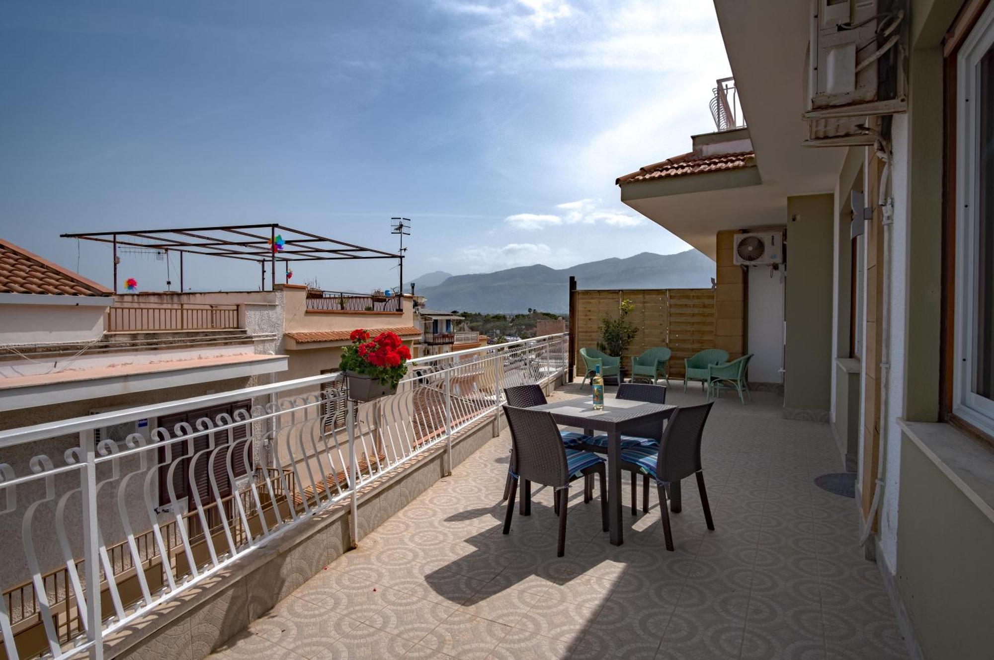 Mondello Sunsea House Lejlighed Eksteriør billede